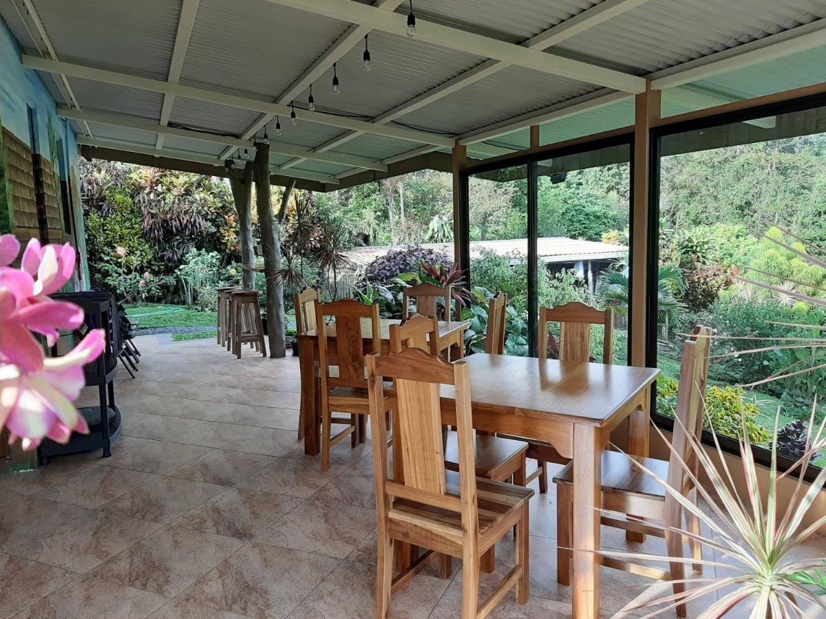 Marita'S Bed And Breakfast นวยโว อาเรนัล ภายนอก รูปภาพ